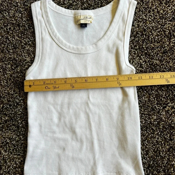 Universal Threads tank top - Picture 4 of 9